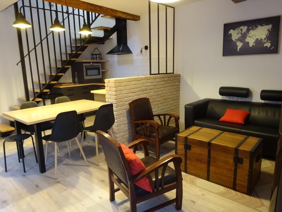 Chatte : Agreable Maison De Rue Εξωτερικό φωτογραφία
